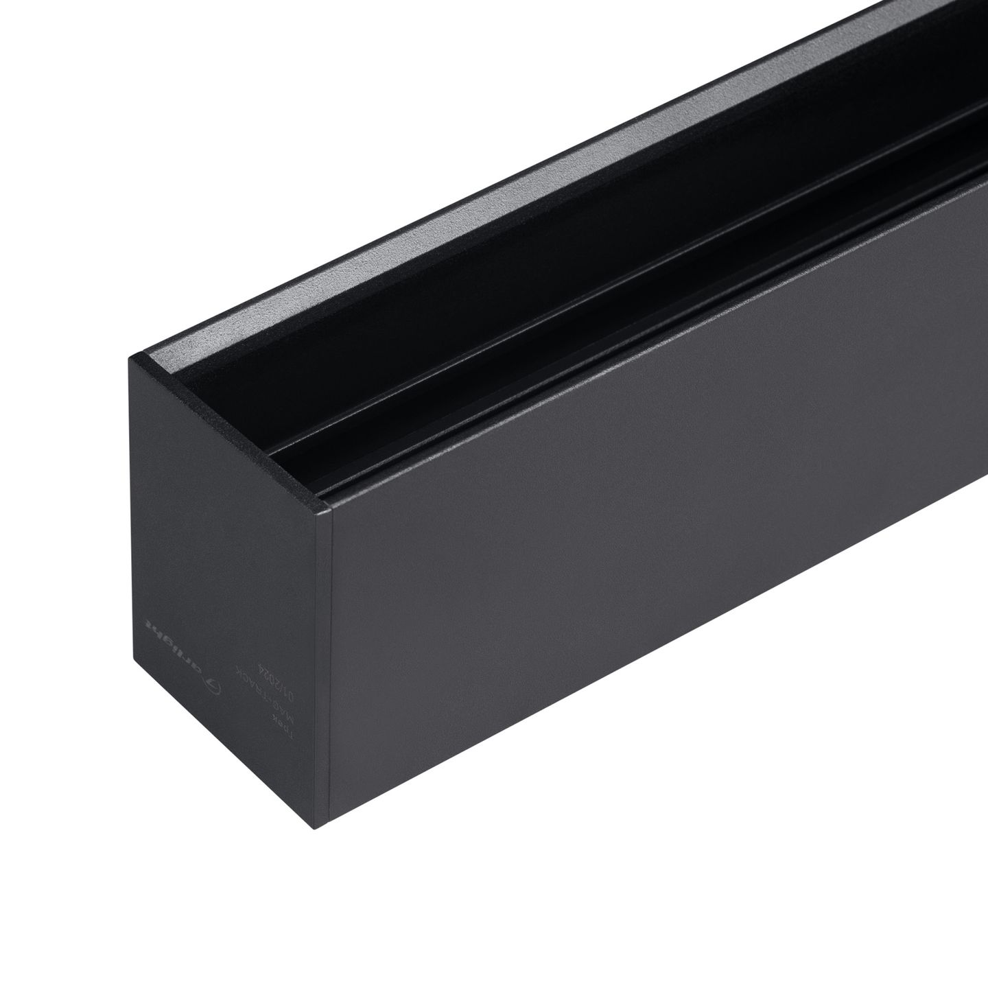 a_DL-12600-0925.jpg