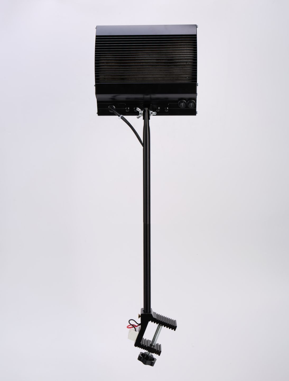 b_DL-11-0260.jpg