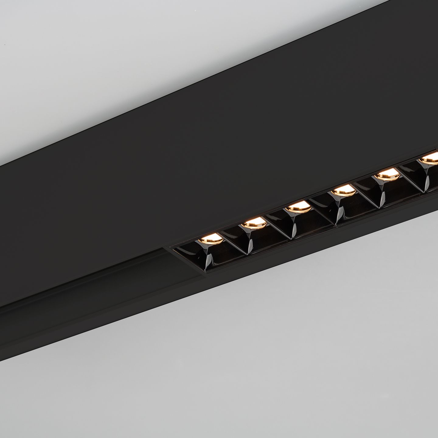 e_DL-12600-0375.jpg